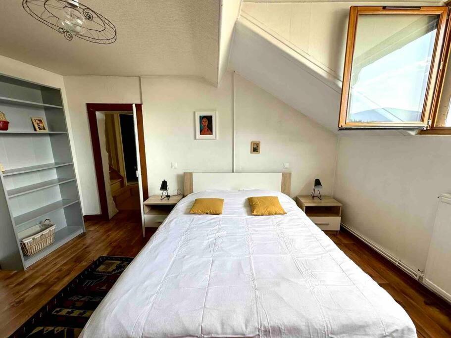 Les Hauts Du Chateau Chambery Bagian luar foto